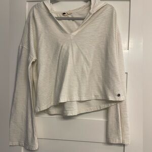 Roxy long sleeve hooded shirt
